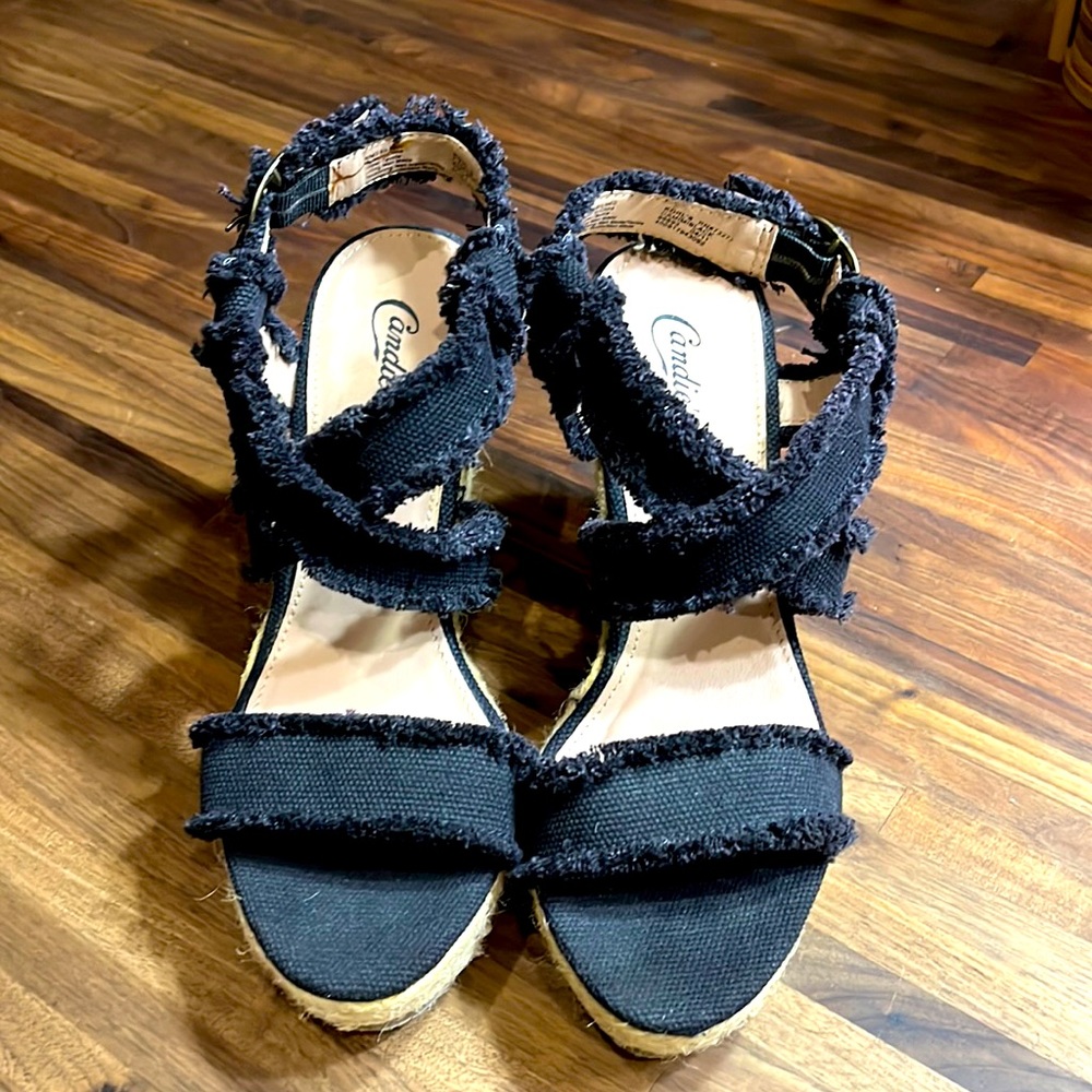 Candie’s wedges